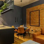 Imperial - Design In Center, Private Parking Penzion