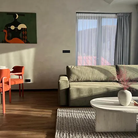 Imperial - Design In Center, Private Parking バンスカー・ビストリツァ