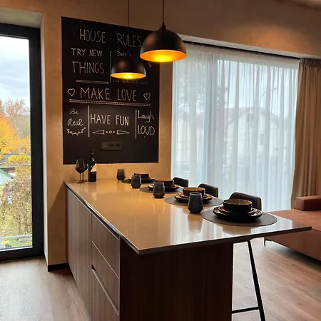 Imperial - Design In Center, Private Parking ゲストハウス バンスカー・ビストリツァ