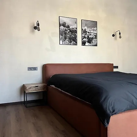 Imperial - Design In Center, Private Parking ゲストハウス