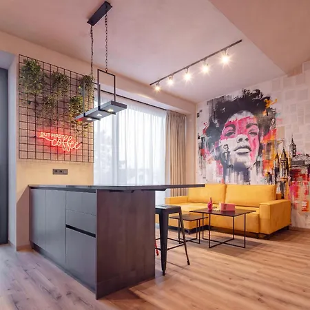 Imperial - Design In Center, Private Parking 3* Banská Bystrica