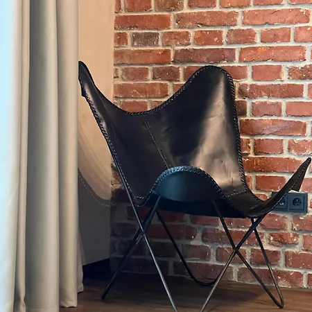 ゲストハウス Imperial - Design In Center, Private Parking バンスカー・ビストリツァ