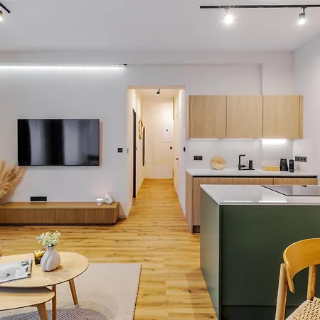 Imperial Residence, 6 Design 60m2, Center, Terraces, Ac, Parking 4*
