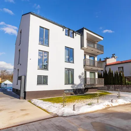 Casa de hóspedes Imperial Residence, 6 Design 60m2, Center, Terraces, Ac, Parking 4*